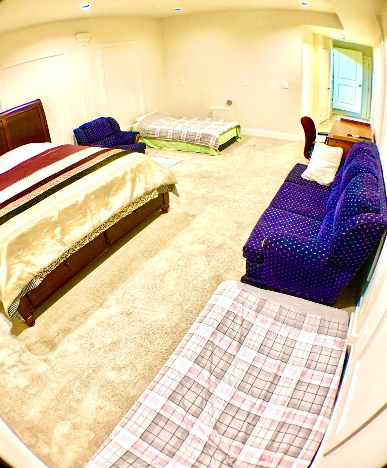 Homestay Deluxe House *